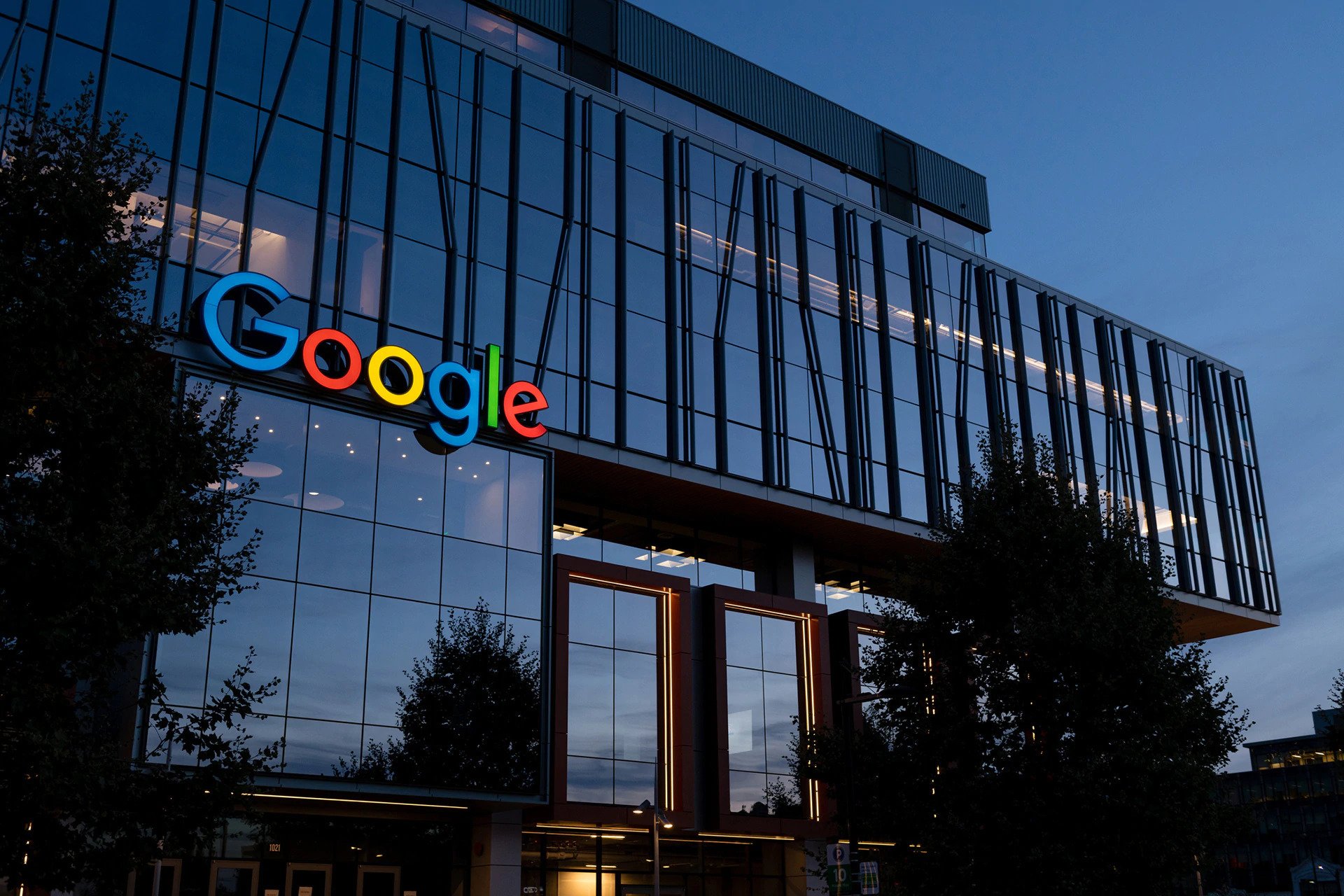GOOGL